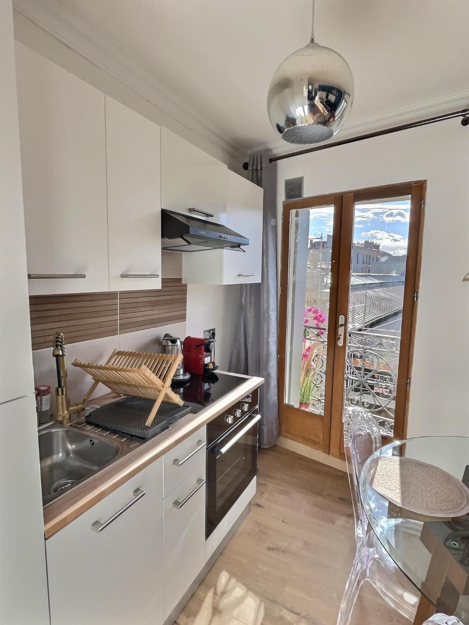 Appartement De Charme Avec Balcon Au Pied Des Commerces Béziers Kültér fotó