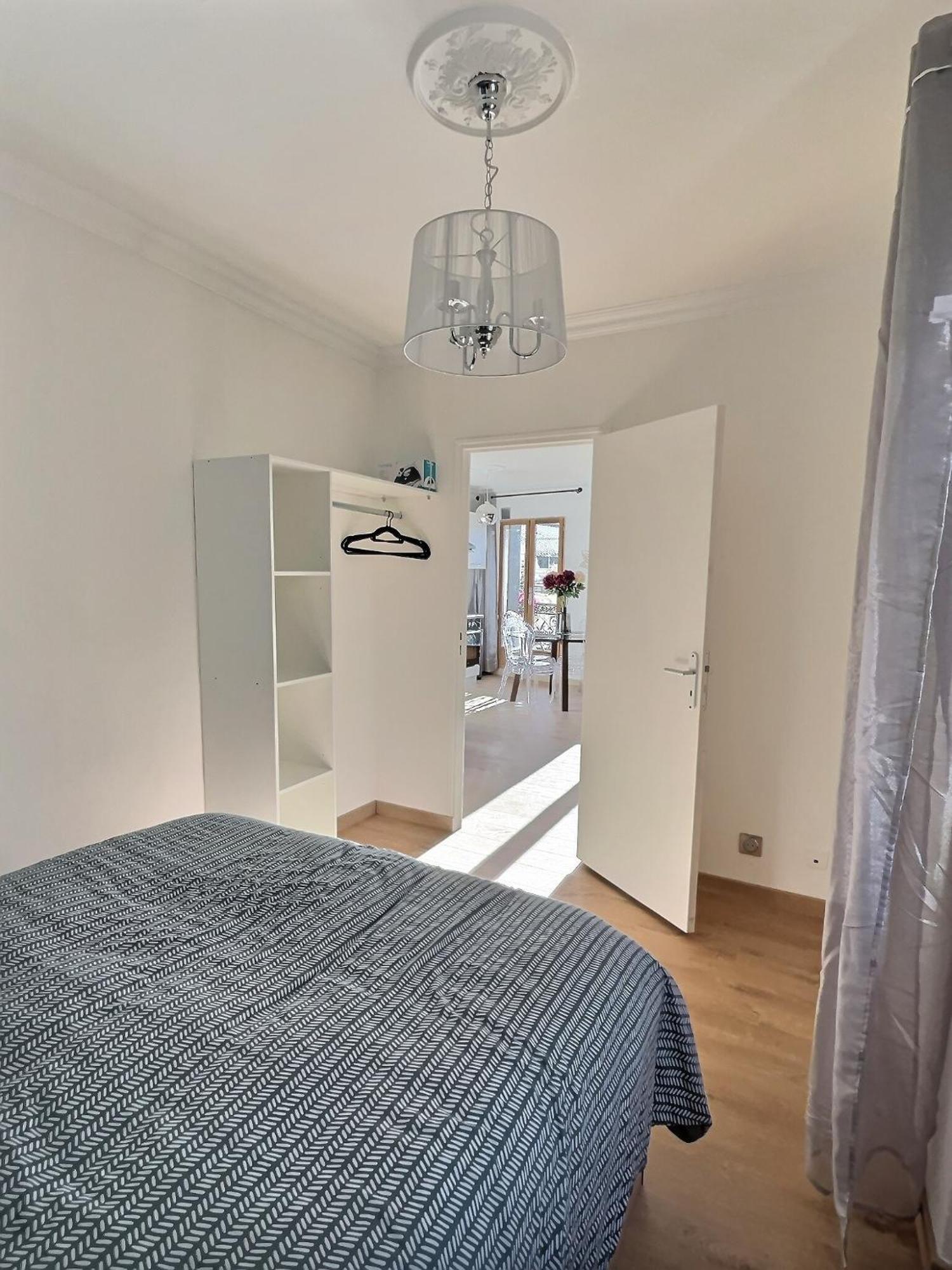 Appartement De Charme Avec Balcon Au Pied Des Commerces Béziers Kültér fotó